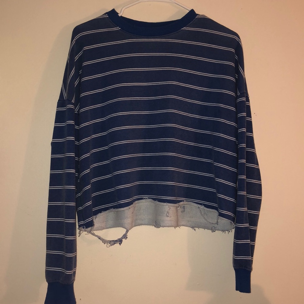 Cropped Long Sleeve